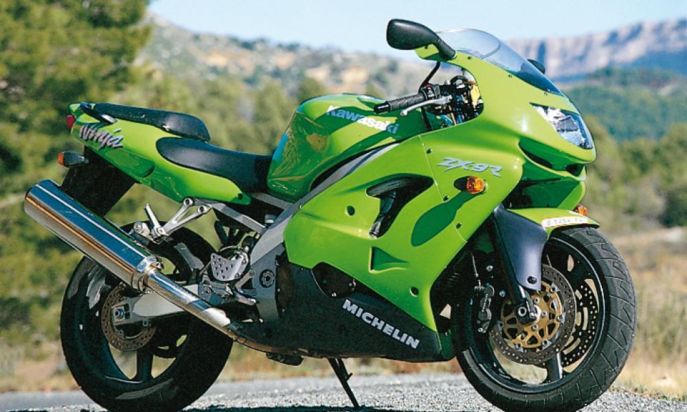 カワサキ ZX-9R C型 部品取車 書付 - オートバイ車体